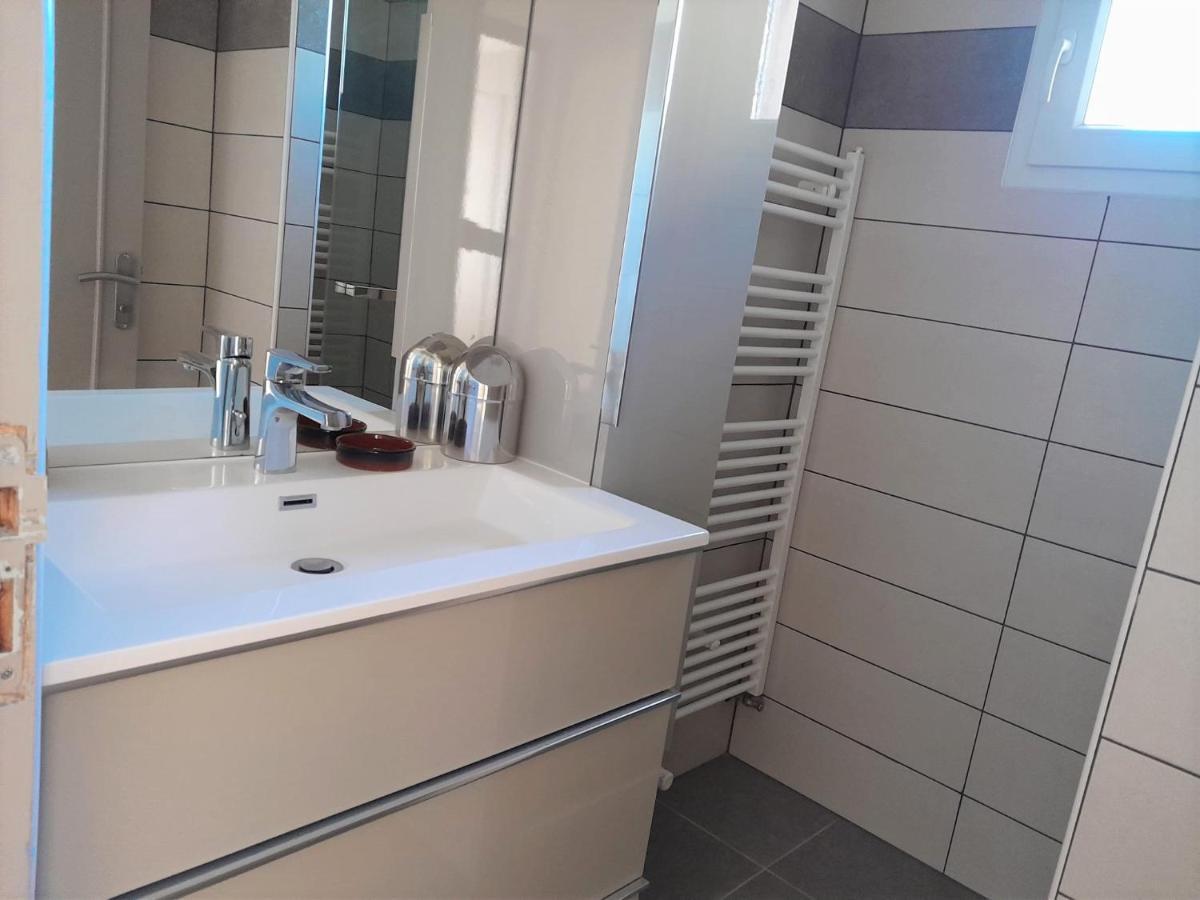 La Pause Sous Le Pin B&B Chambres D'Hotes Капестон Екстериор снимка