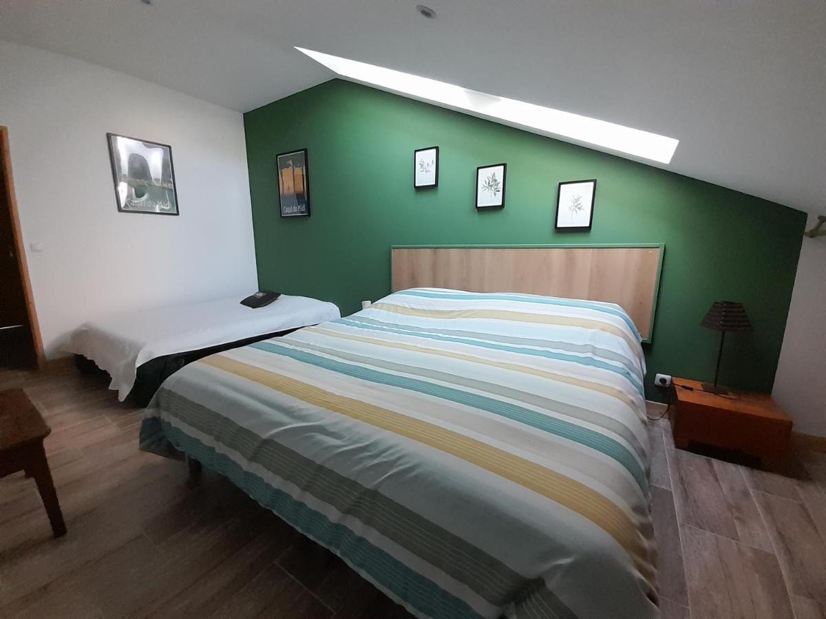 La Pause Sous Le Pin B&B Chambres D'Hotes Капестон Екстериор снимка